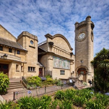 horniman-clock-tower-london-building-h210119-al